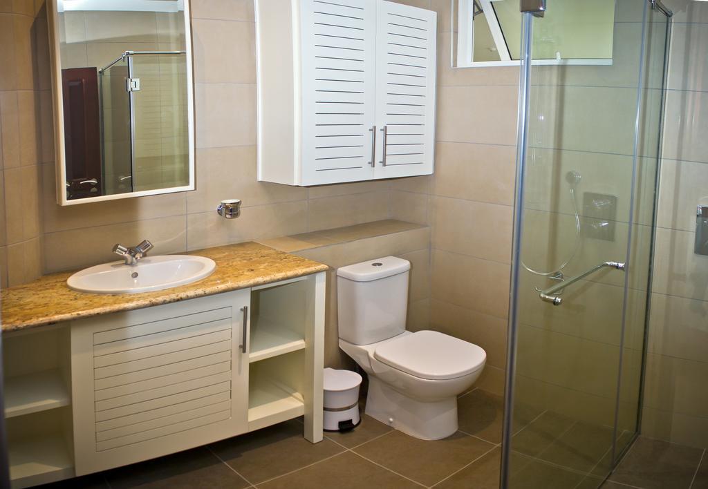 The Quadrant Luxury Apartments Victoria Kültér fotó